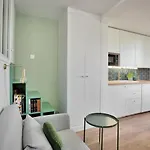 Charming Bright Studio Near The Batignolles